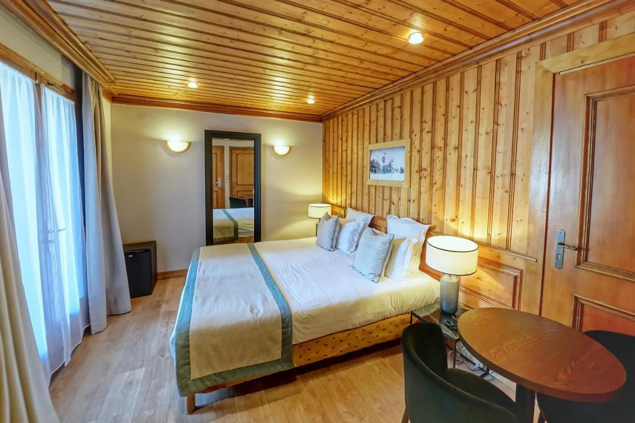 Отель Au Vieux Moulin Межев